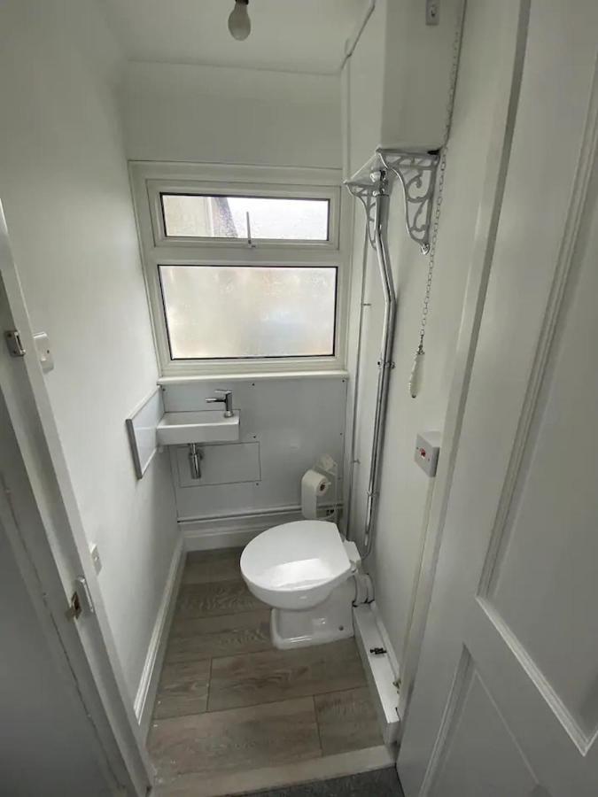 The Retreat @ The Old Smithy, Colebrook Village Holiday home