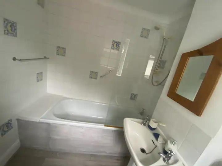 The Retreat @ The Old Smithy, Colebrook Village Holiday home *
