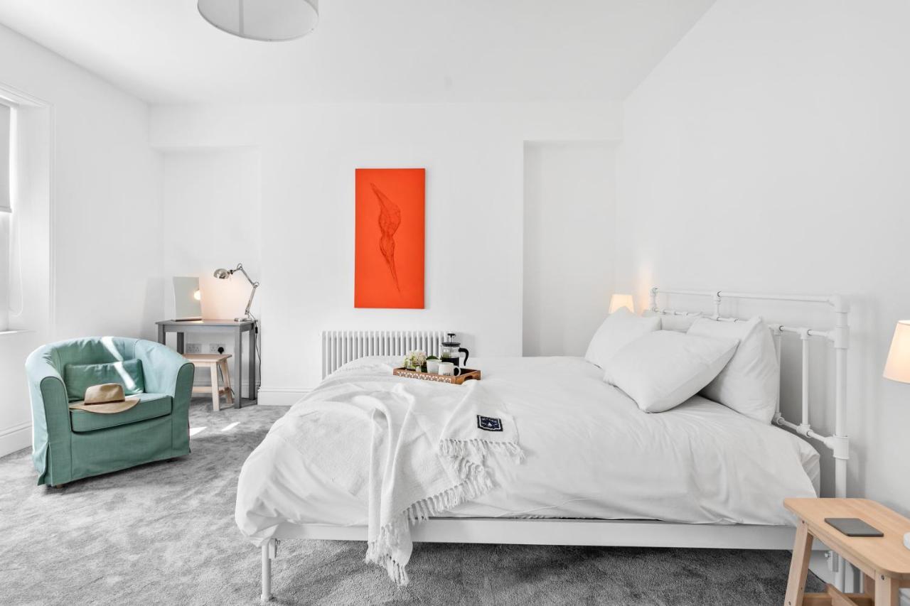 Park House: Historic Gem With Coastal Views Holiday home