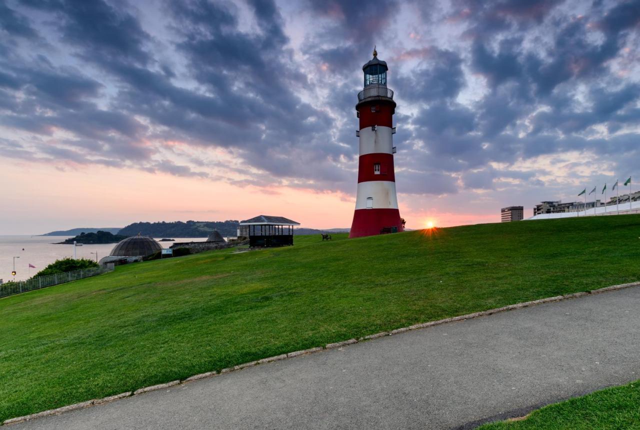 Park House: Historic Gem With Coastal Views Holiday home Plymouth