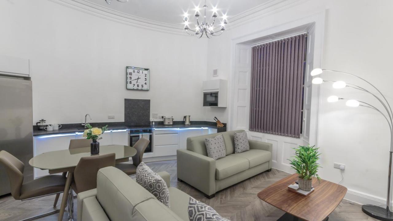 The Buckingham Apartment *