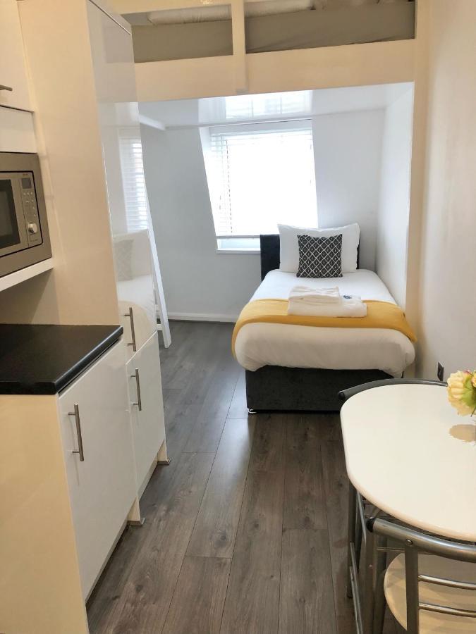 Foxhouse Apartment