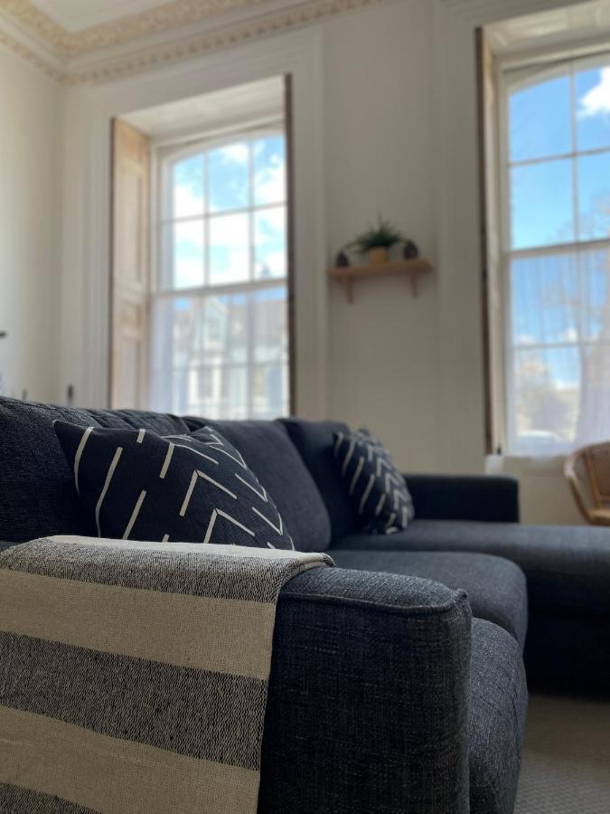 Central - Sleeps 6 - Close To The Royal William Yard