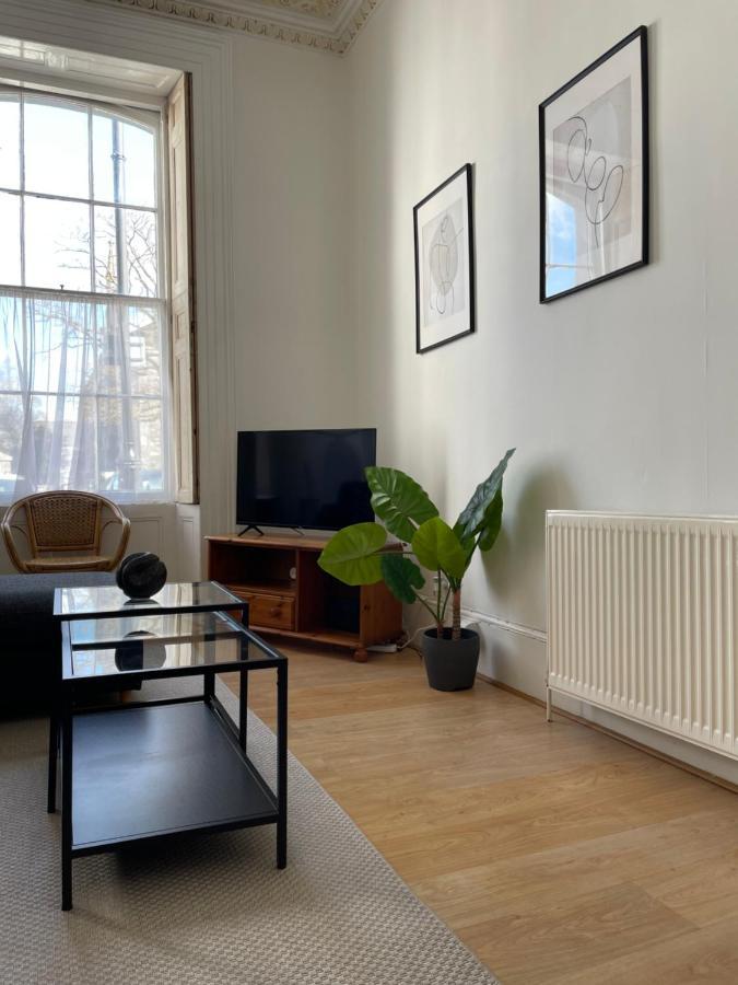 Apartment Central - Sleeps 6 - Close To The Royal William Yard Plymouth