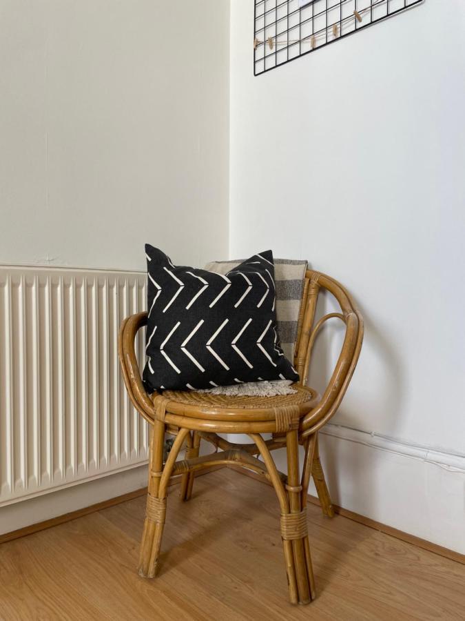 Apartment Central - Sleeps 6 - Close To The Royal William Yard Plymouth