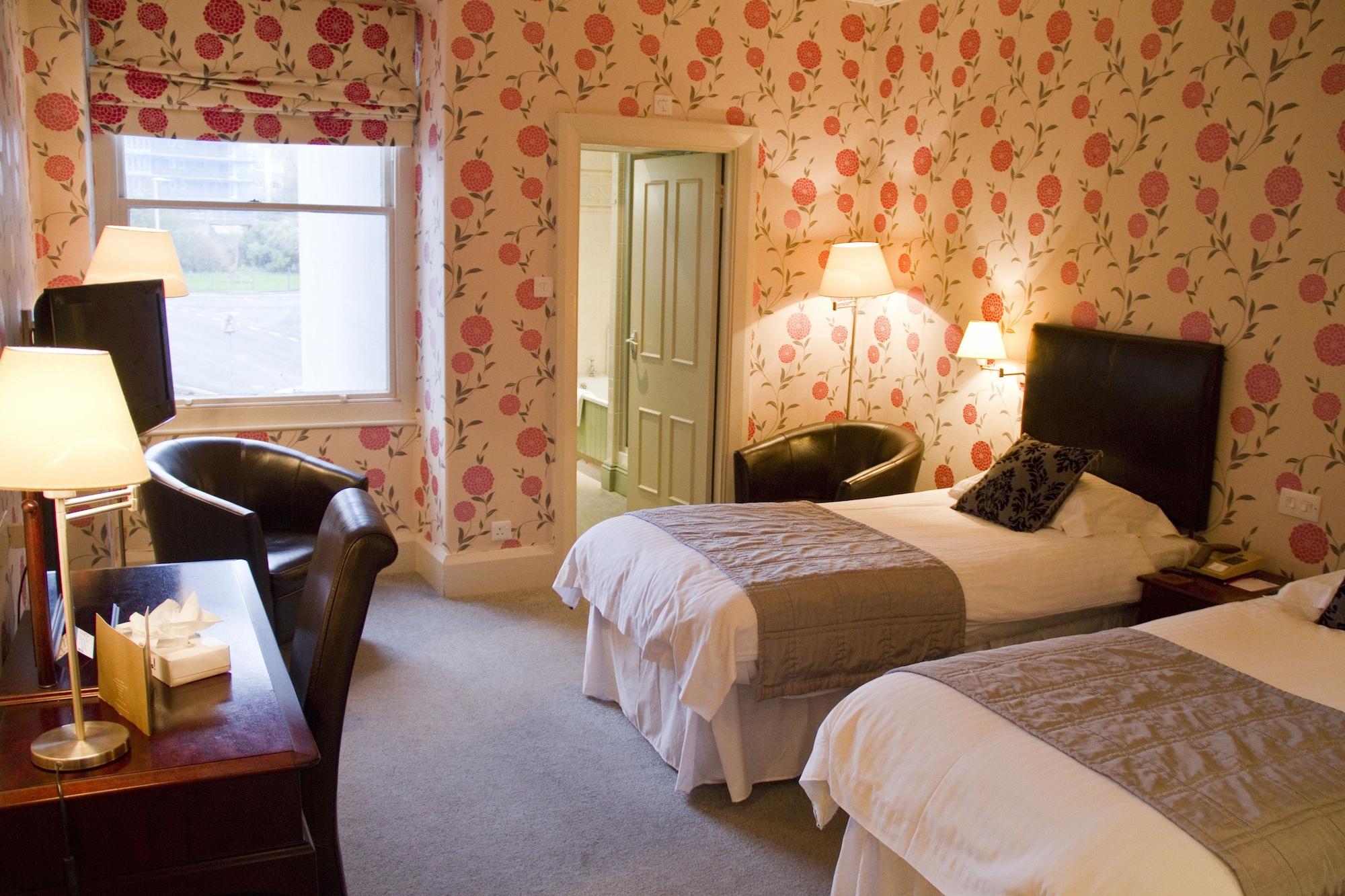 Duke Of Cornwall Hotel