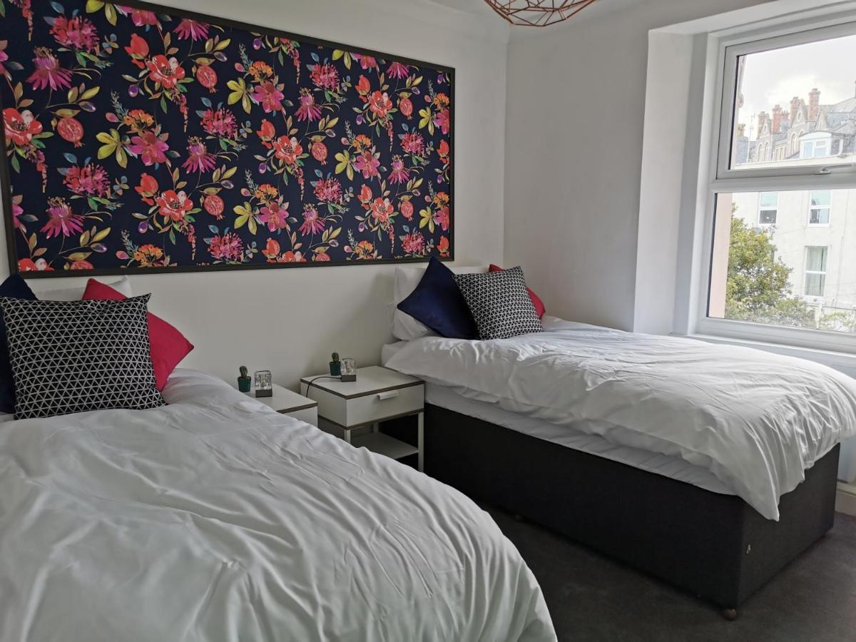 Beautiful 2-bed Seaview In Apartment Plymouth