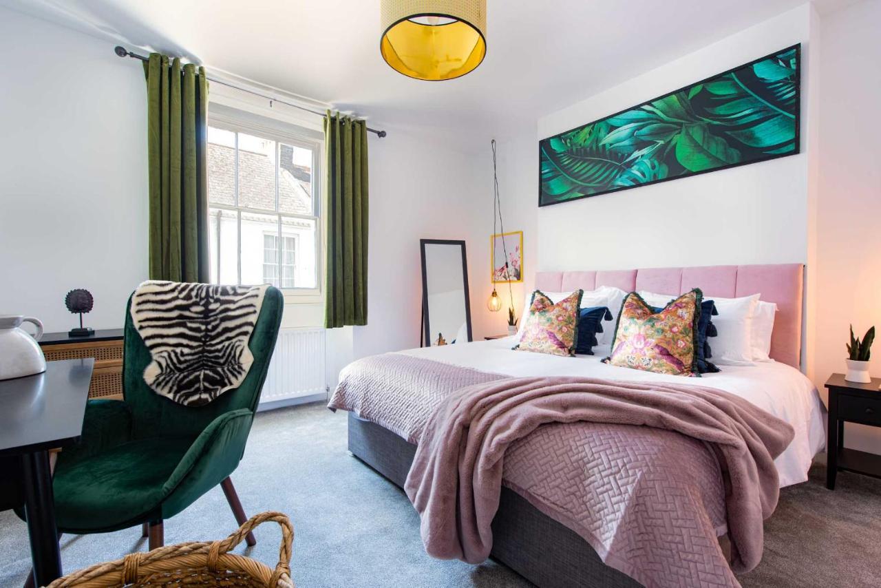 Heart Of Barbican 5 Bedroom 4 Bathroom Boutique House With Roof Terrace Holiday home *