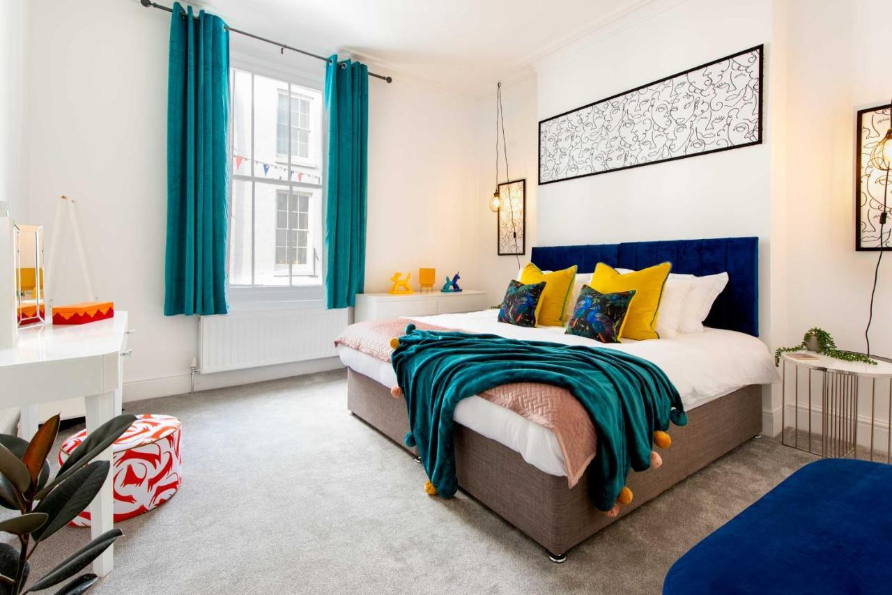 Heart Of Barbican 5 Bedroom 4 Bathroom Boutique House With Roof Terrace Holiday home *