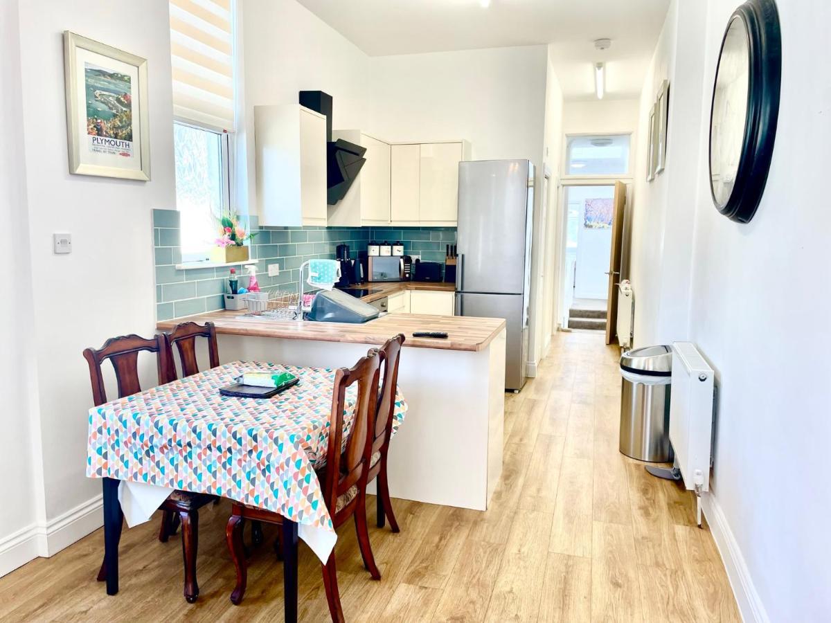 Executive Apartments, Nr Centre With Private Parking * Plymouth