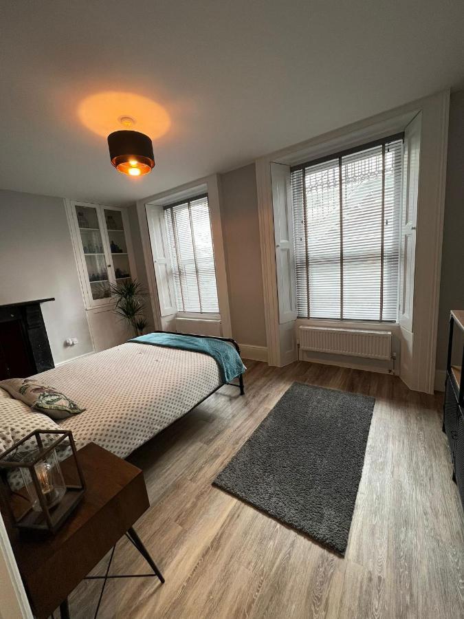 Apartamento Two Bed Garden On The