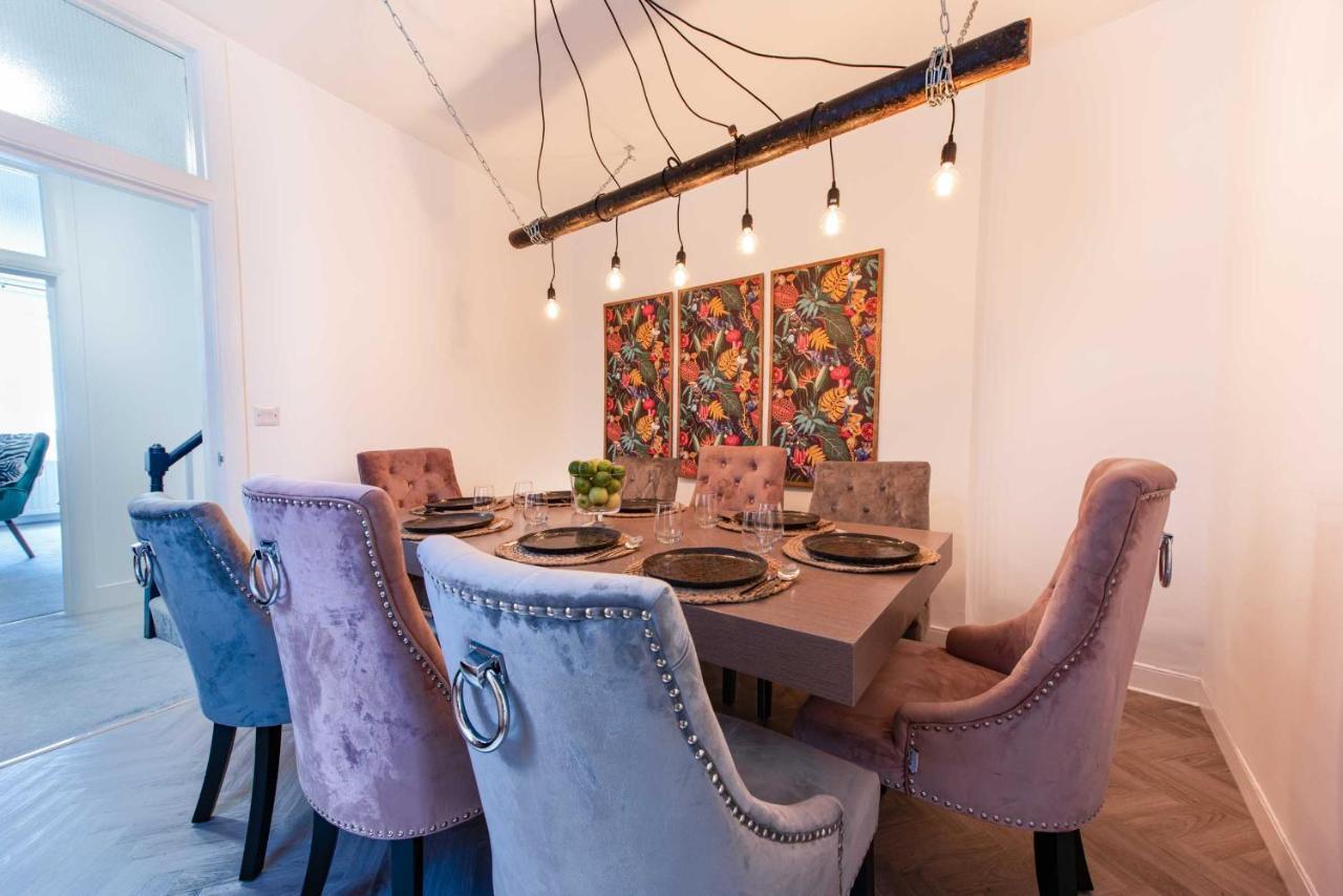 Heart Of Barbican 5 Bedroom 4 Bathroom Boutique House With Roof Terrace *