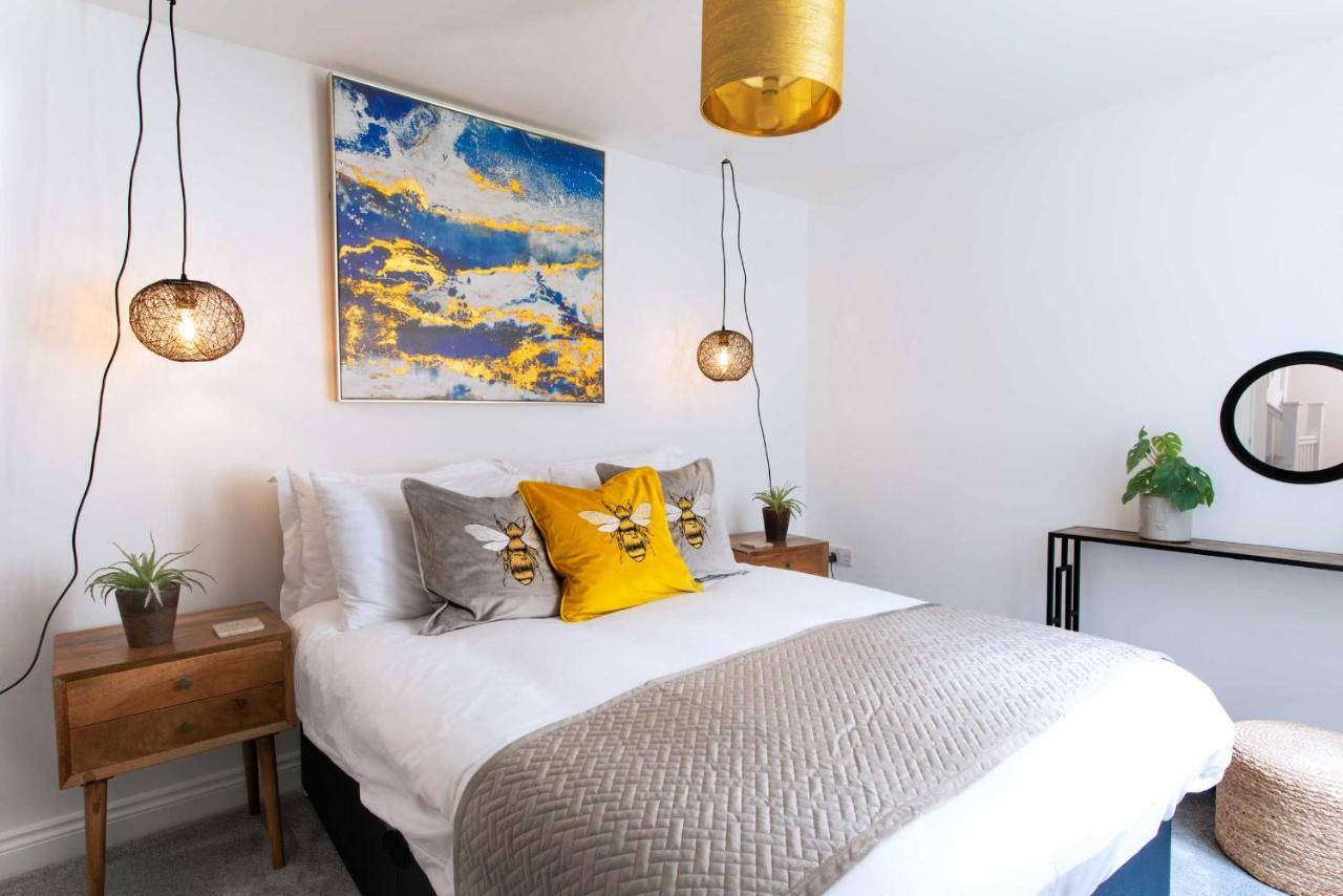 Holiday home Heart Of Barbican 5 Bedroom 4 Bathroom Boutique House With Roof Terrace