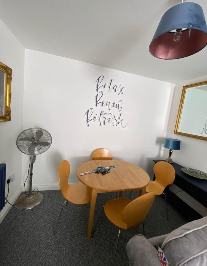Self Contain On The Barbican 3 Bed *