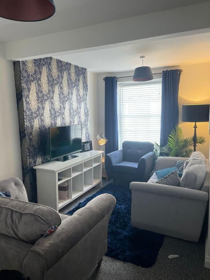 Apartment Self Contain On The Barbican 3 Bed Plymouth