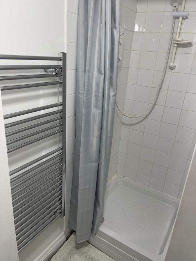Self Contain On The Barbican 3 Bed