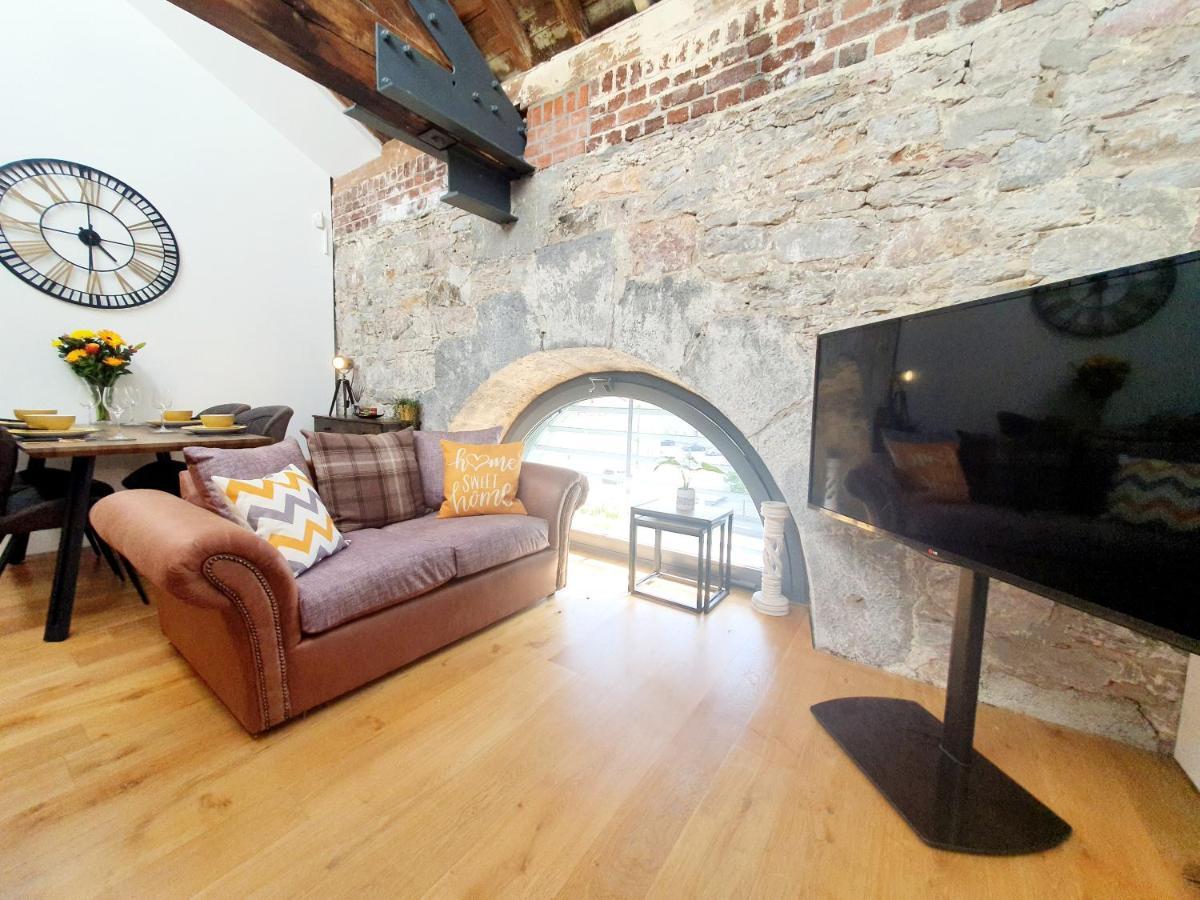 Royal William Yard - Lovely 1-bed In Historic Apartment *