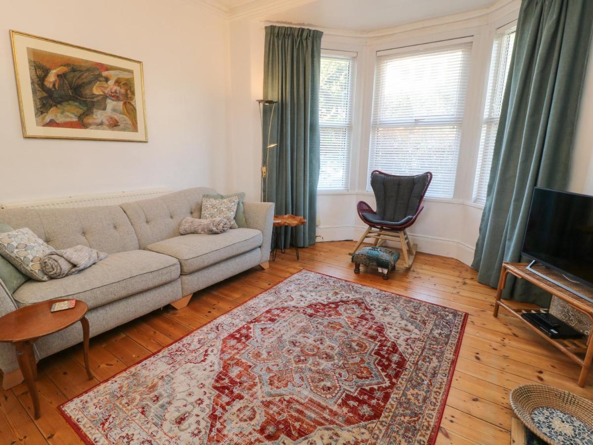 15 Brunswick Place * Plymouth