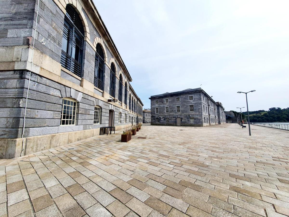 Royal William Yard - Lovely 1-bed In Historic *