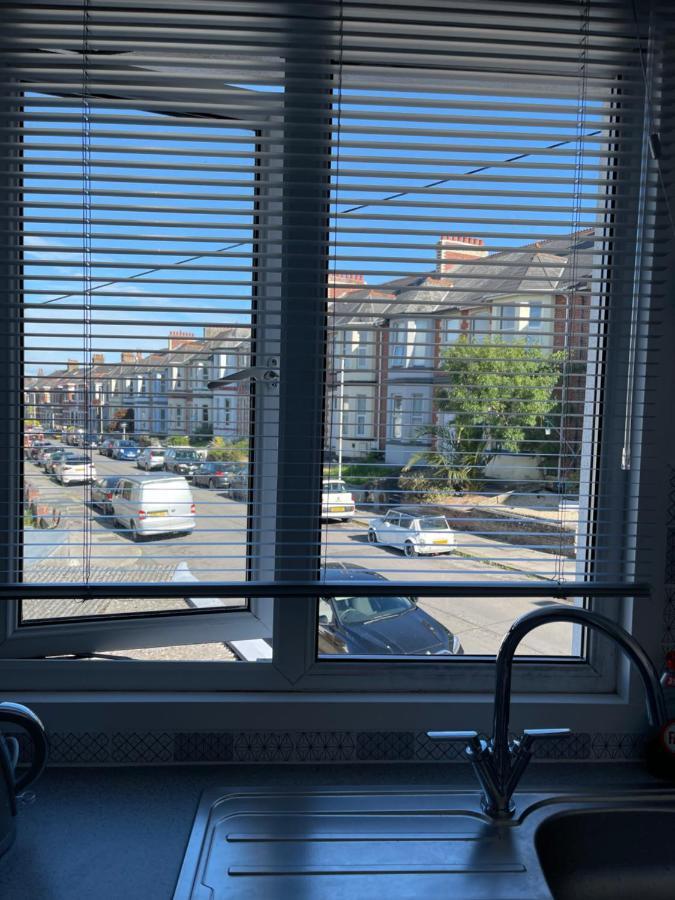 Apartment H &p Plymouth