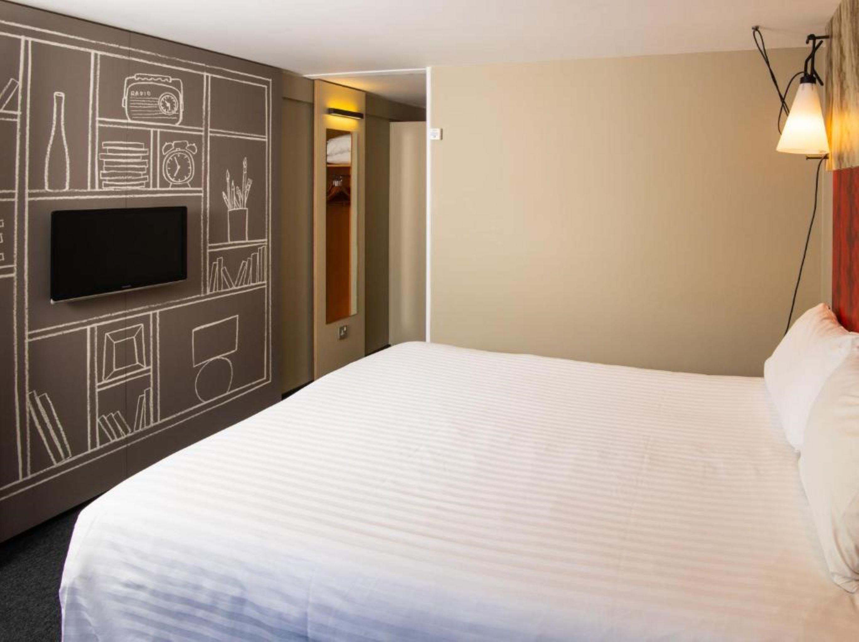 Ibis Plymouth