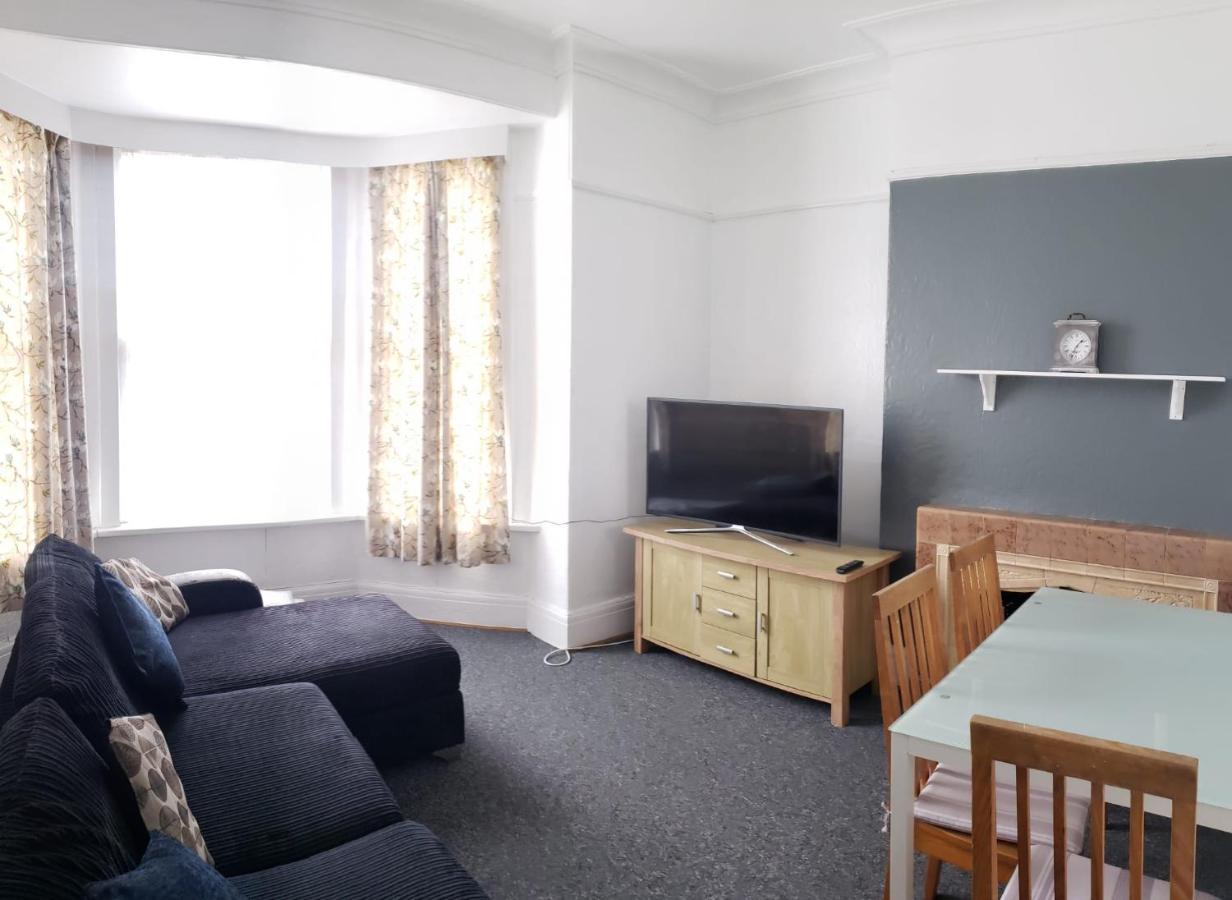 74 Alma Road Free Parking Aparthotel *