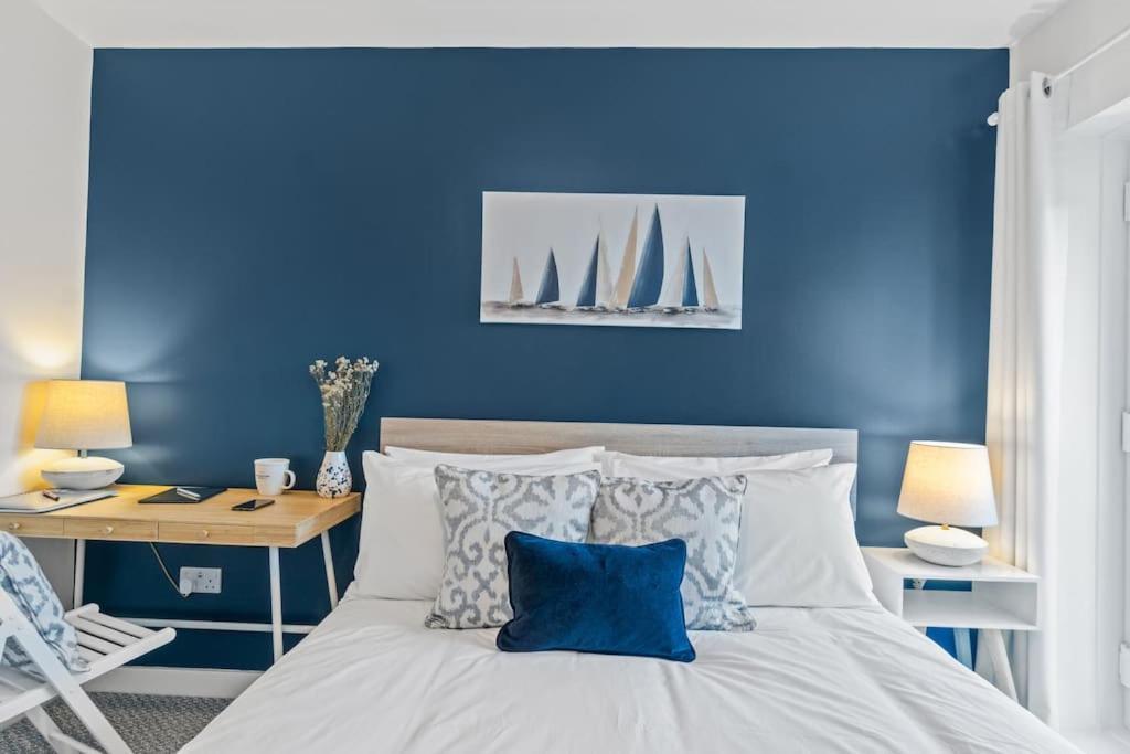 Charming Sea Haven House, Close To The Marina