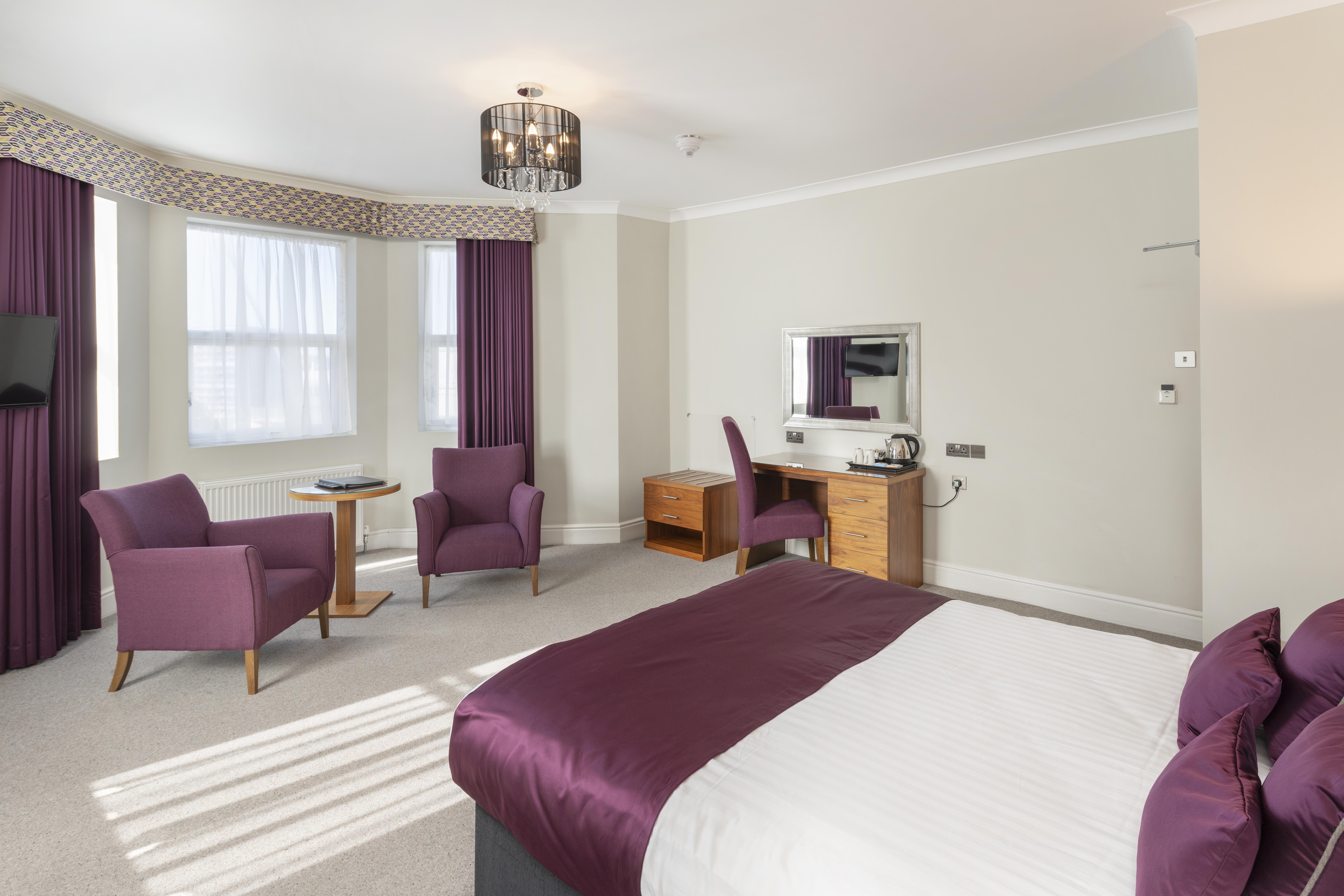 New Continental Hotel; Sure Collection By Western Hotel 3*