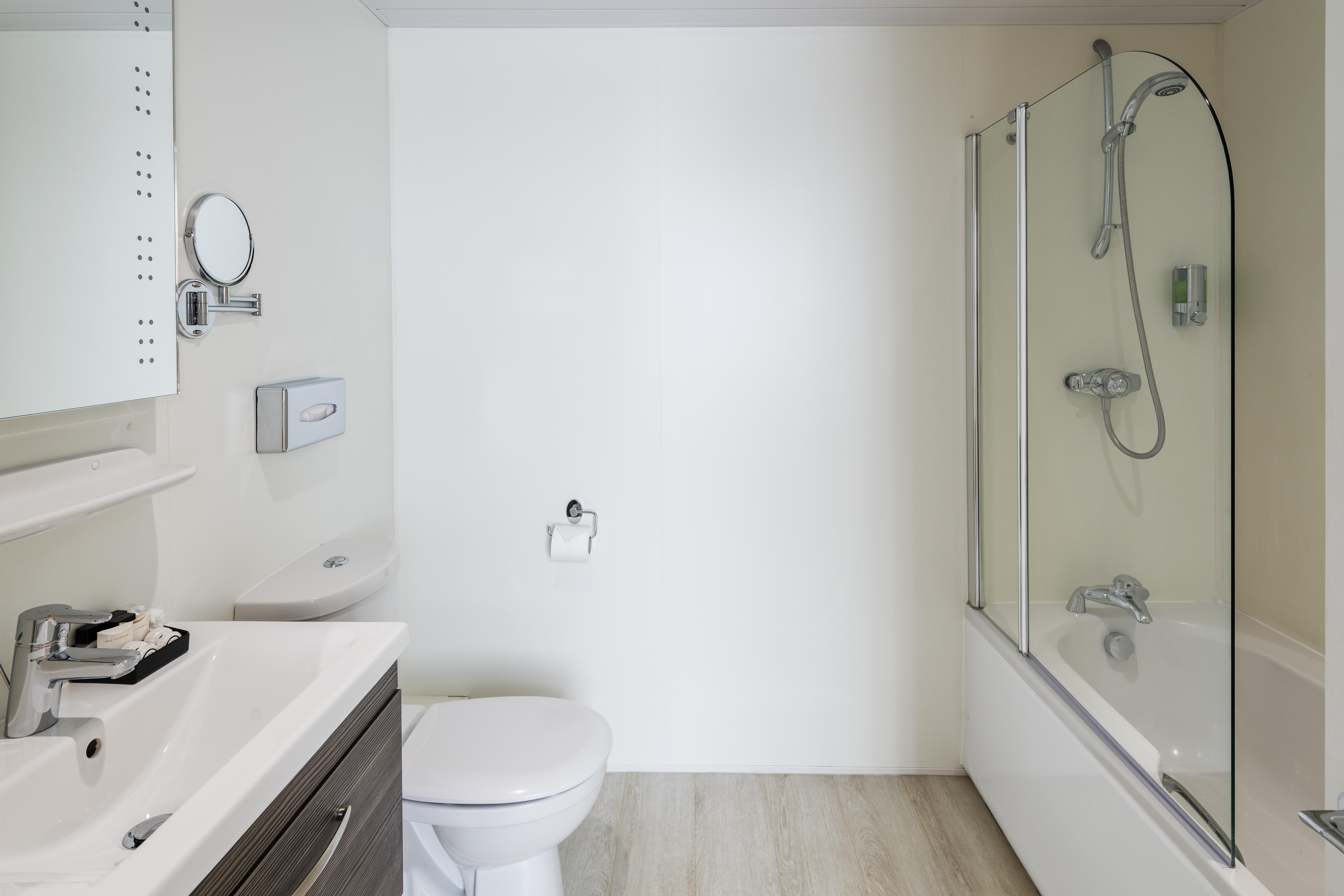 New Continental Hotel; Sure Collection By Western Hotel