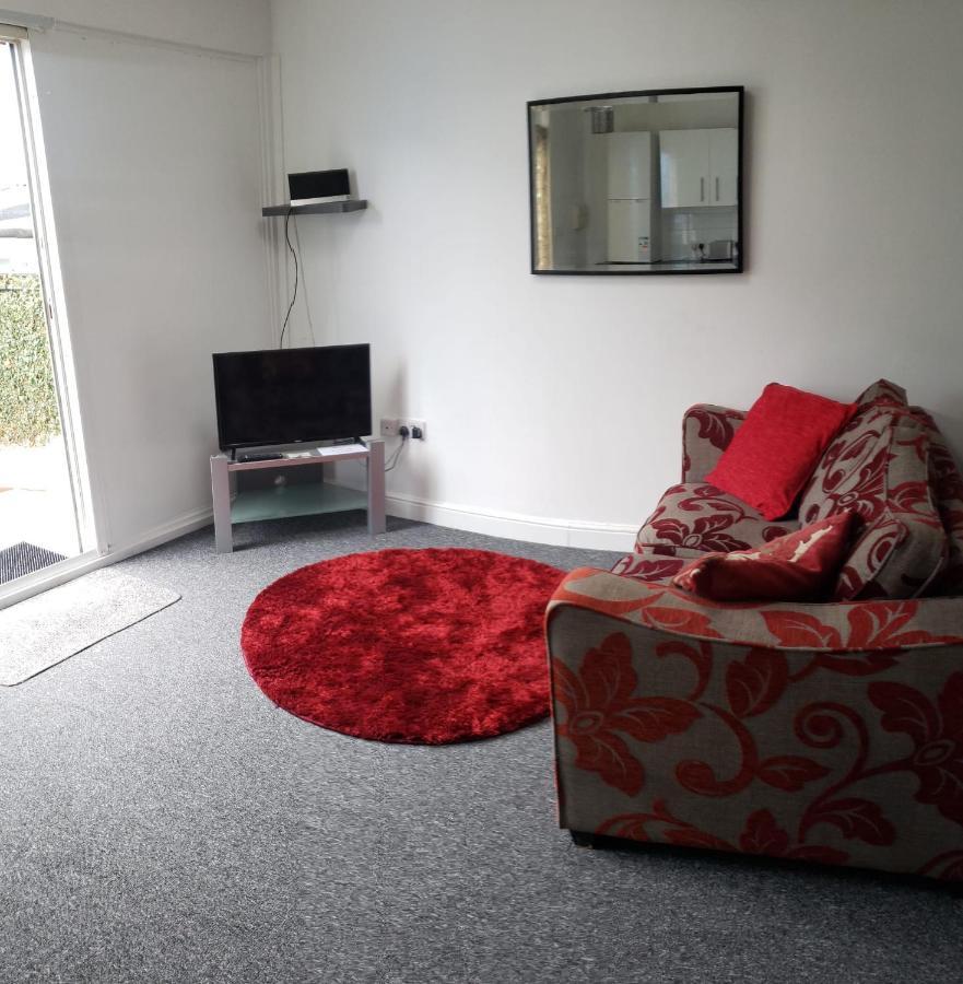 74 Alma Road Free Parking *