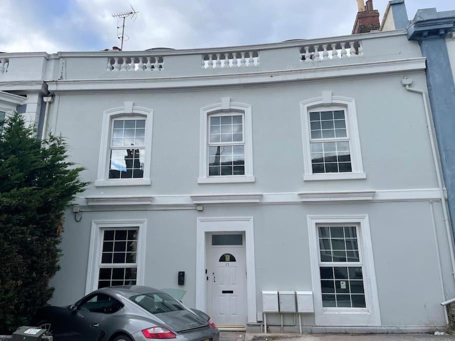 3 Bedroom Self Contained Ground Floor Flat With Parking Plymouth