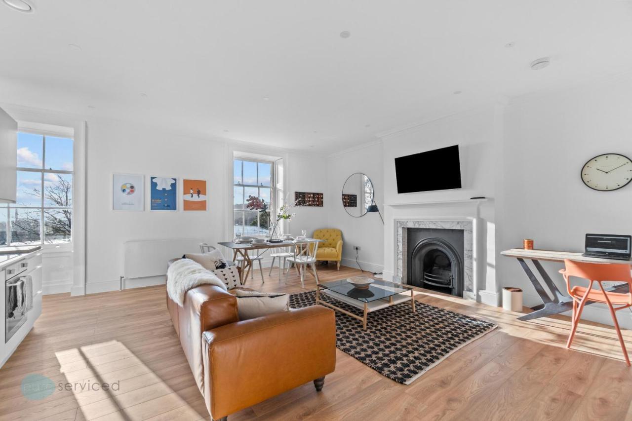 2 Bed- Churchill's Apartment Plymouth