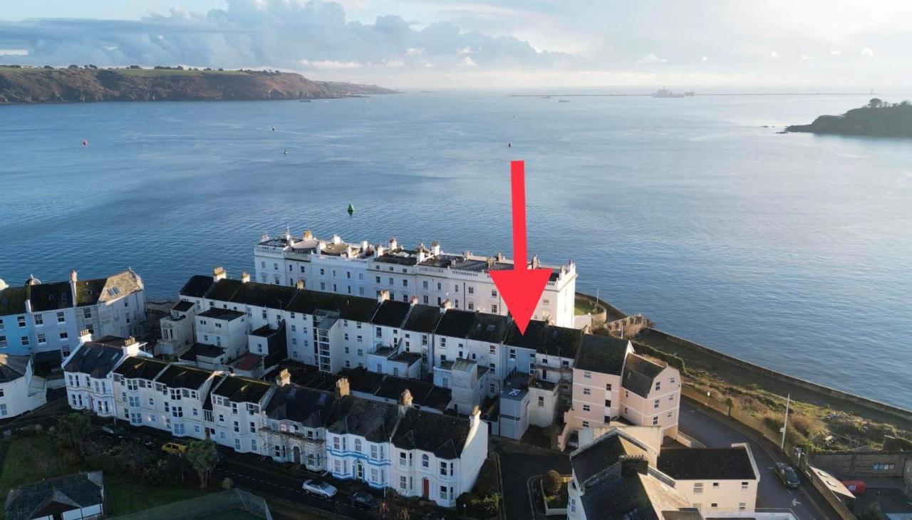 On The & Coastal Path With Free Parking