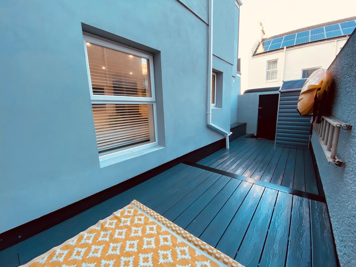 Apartment On The & Coastal Path With Free Parking