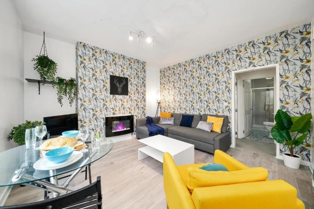 Fashionable In - Sleeps 4 Apartment