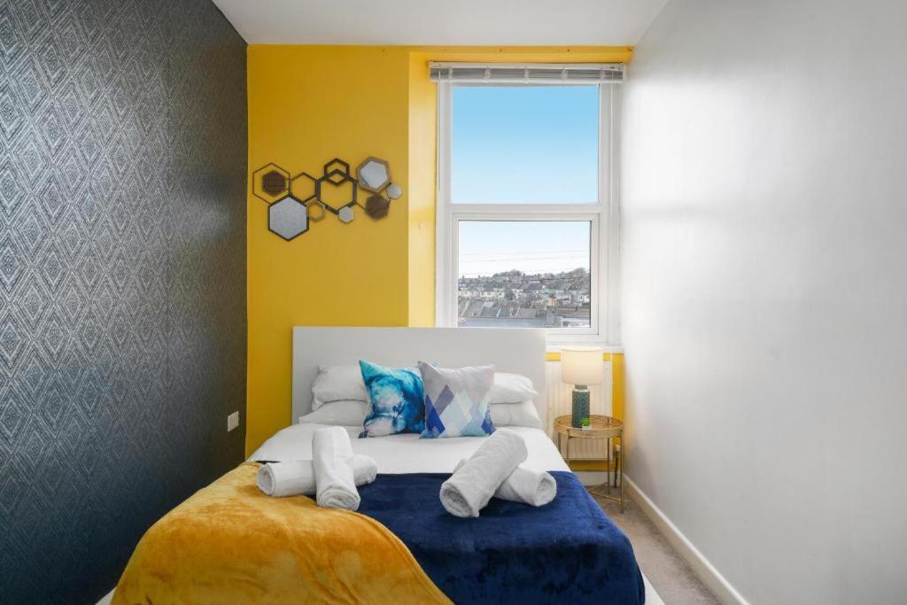 Fashionable In - Sleeps 4 *
