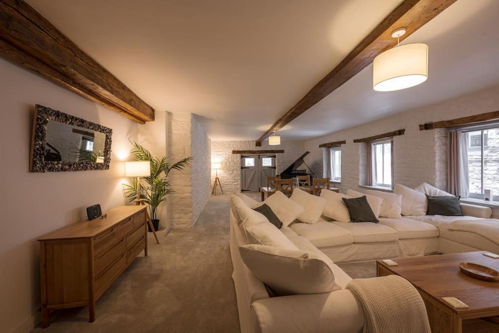 Barbican, Outstanding Luxury * Plymouth
