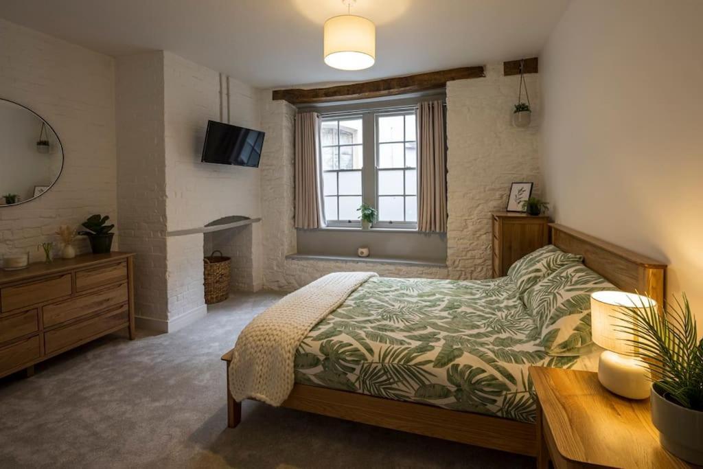 Barbican, Outstanding Luxury Apartment *