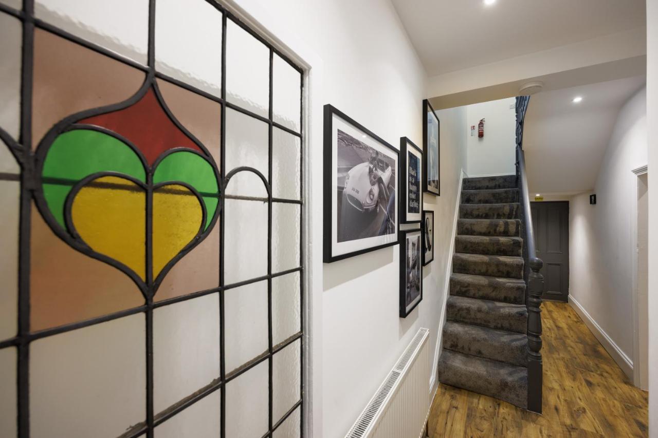 Casa de férias The Getaway! 3 Bed House - - Sleeps 7 - Free Parking - Habita Plymouth