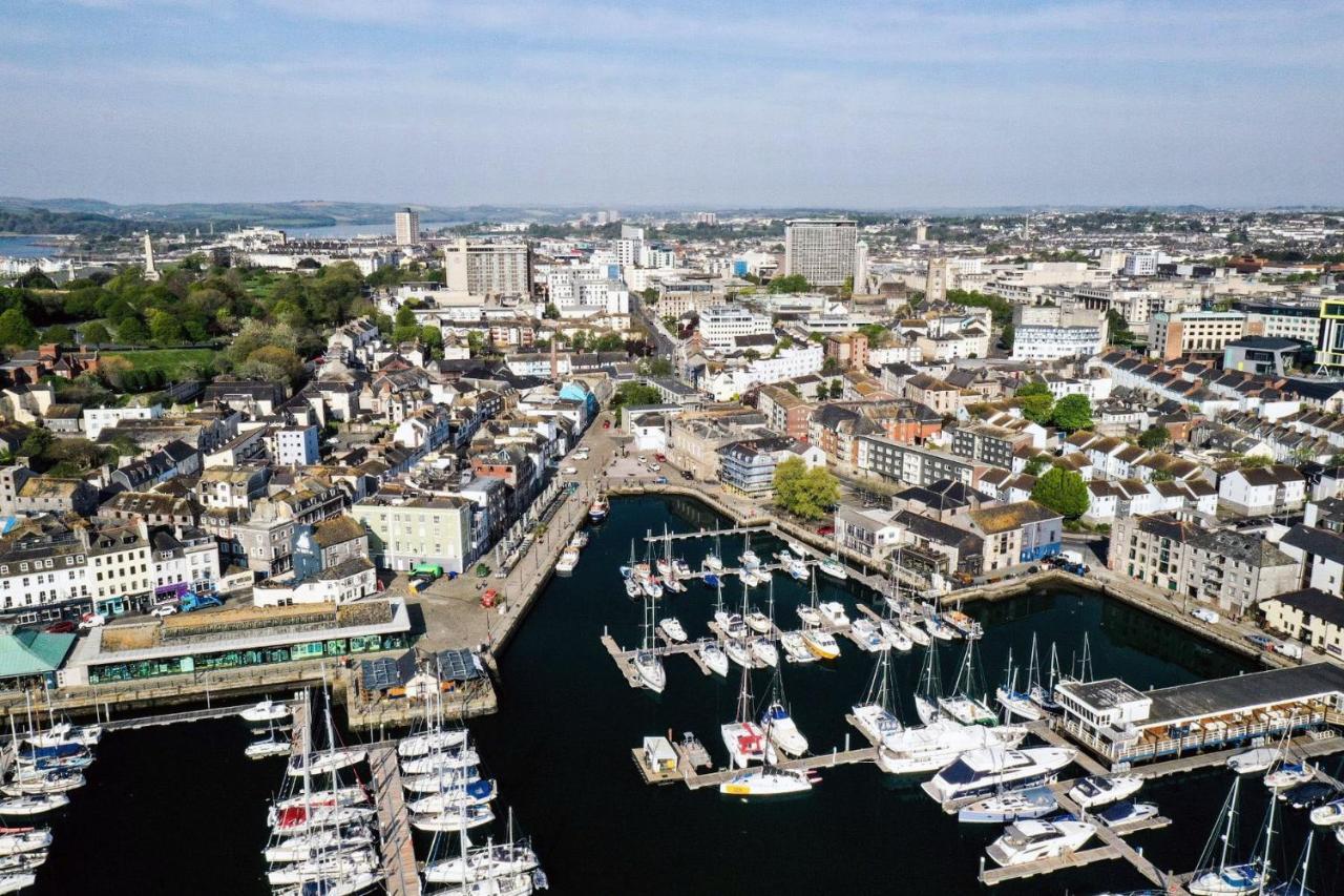 Apartment Luxury 1 Bedroom Duplex With Free Parking Plymouth