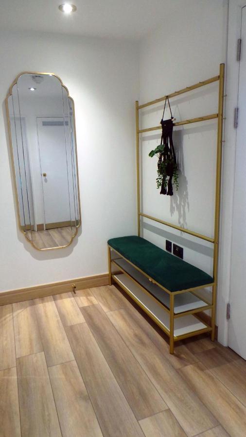 Luxury 1 Bedroom Duplex With Free Parking