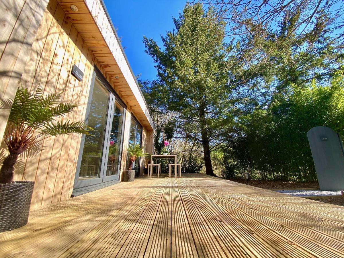 Sunridge Fishing With Hot Tub & Giant Cinema Holiday home *