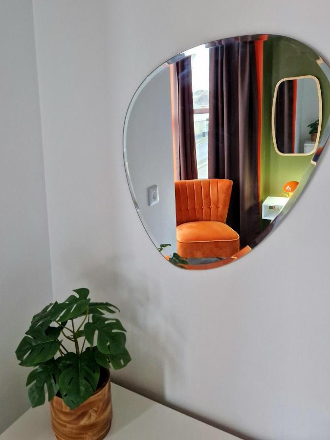 Apartment Two - Private Car Park, Comfortable And Well Equipped - By Ocean Retreats *