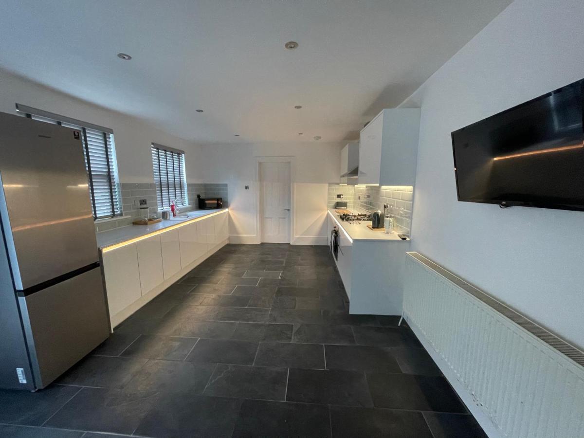 Modern Luxury 3 Bed House *