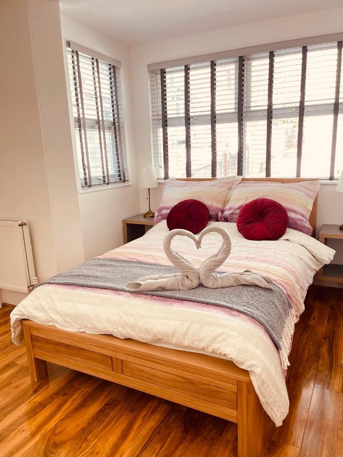 Modern Luxury 3 Bed House