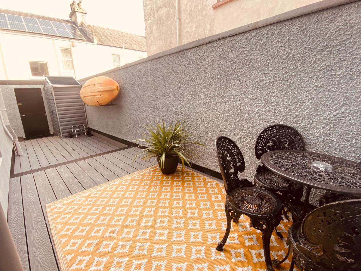 Apartment On The & Coastal Path With Free Parking *