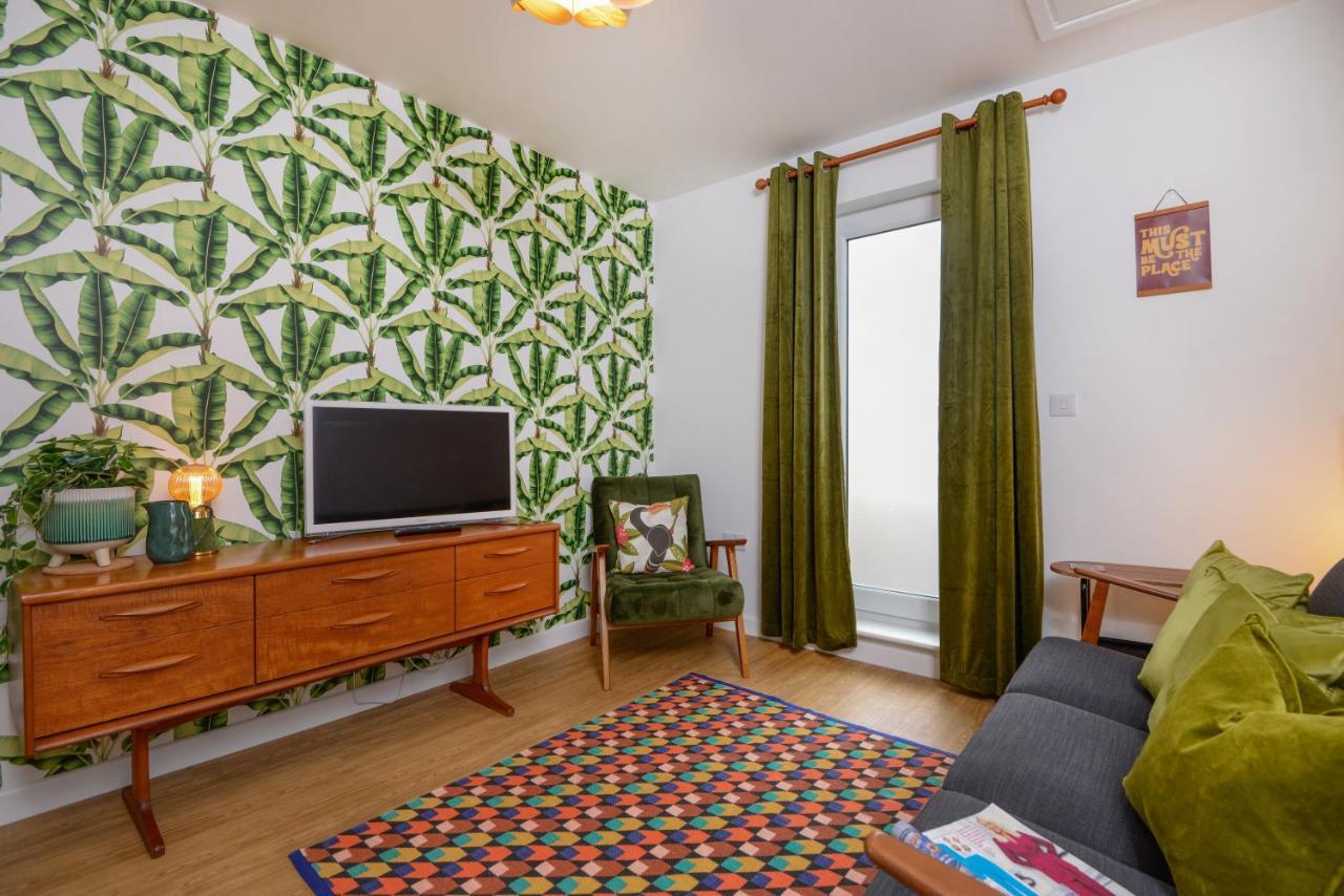 Two - Private Car Park, Comfortable And Well Equipped - By Ocean Retreats *