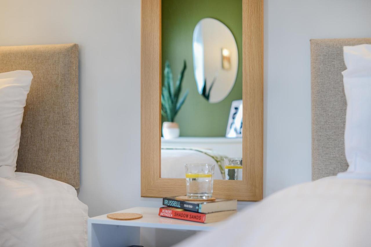 Apartment Two - Private Car Park, Comfortable And Well Equipped - By Ocean Retreats *
