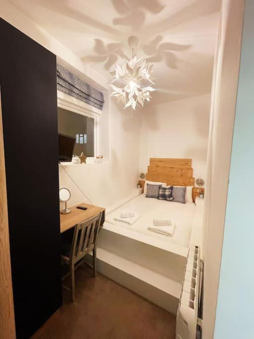 The Barbican Apartment *