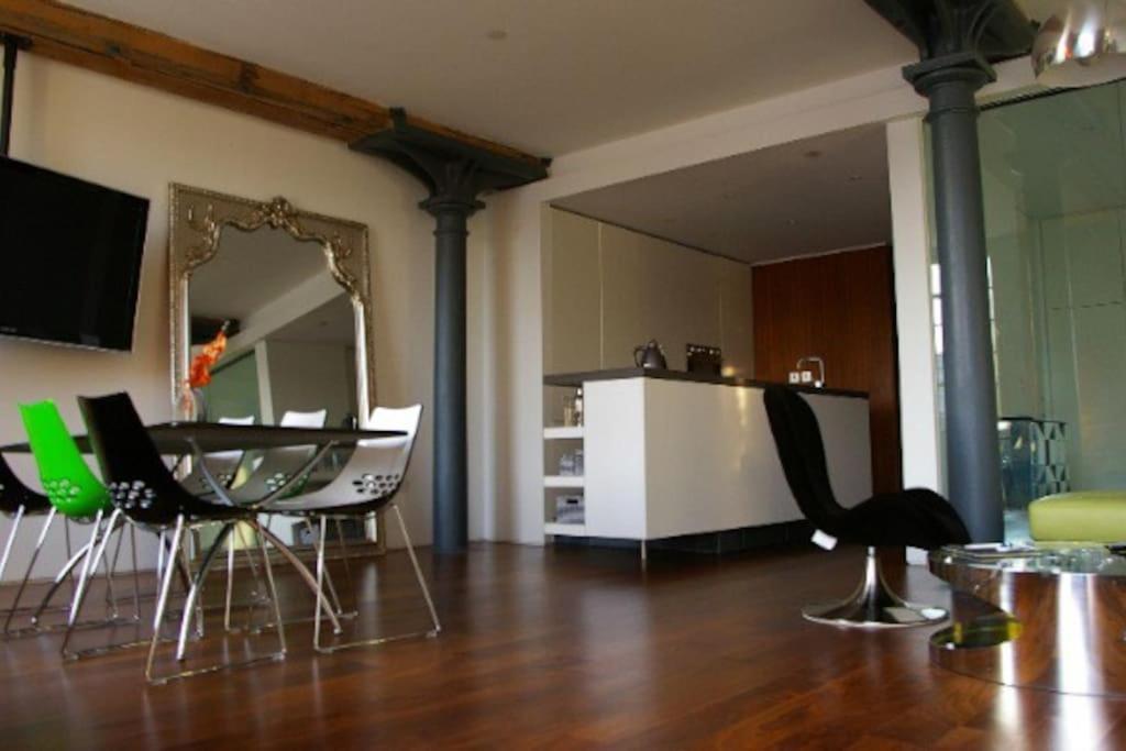 Apartment Royal William Yard. High Spec Apt. *